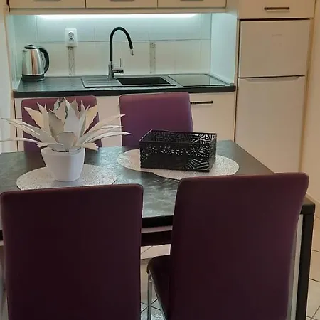Near The Center - Nada Apartman